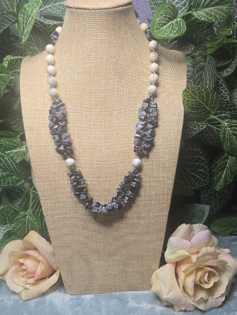 Snowflake Obsidian and Cream/White Howlite Silver Tone Beaded Necklace - Picture 8 of 13